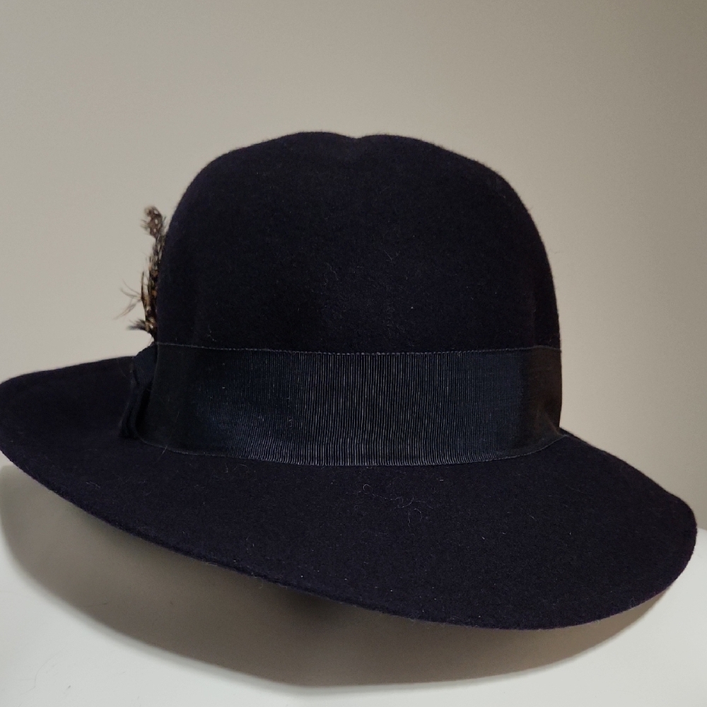 Vintage felt hat